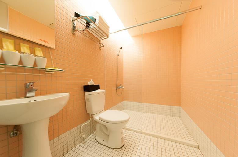 羅東鎮Bellisアパートメント エクステリア 写真